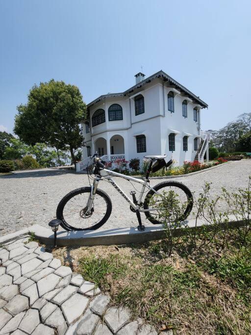 Niharika, The Old Place Kalimpong Esterno foto